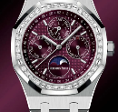 世界十大名表爱彼万年历腕表：紫色镶钻与金属材质的完美融合